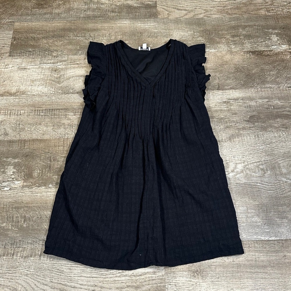 Evereve Black Mini Dress with Ruffle Sleeves